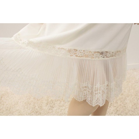 Vintage Van Raalte Full Slip sz 32 Suavette Fancy Lace Trim Creamy White Nylon S - Picture 8 of 10